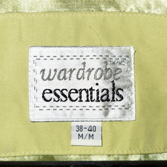 Wardrobe Essentials~ Men's Coat Size Medium - Picture 3 of 6